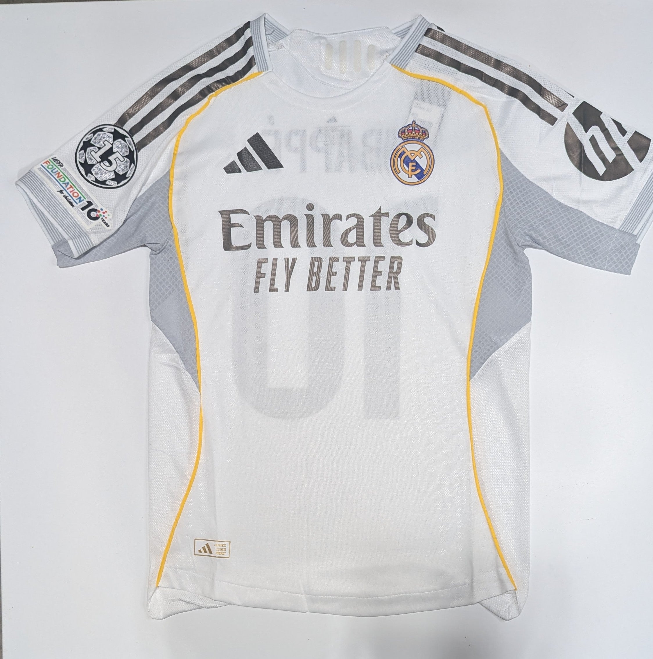 Real Madrid 25/26 Jersey
