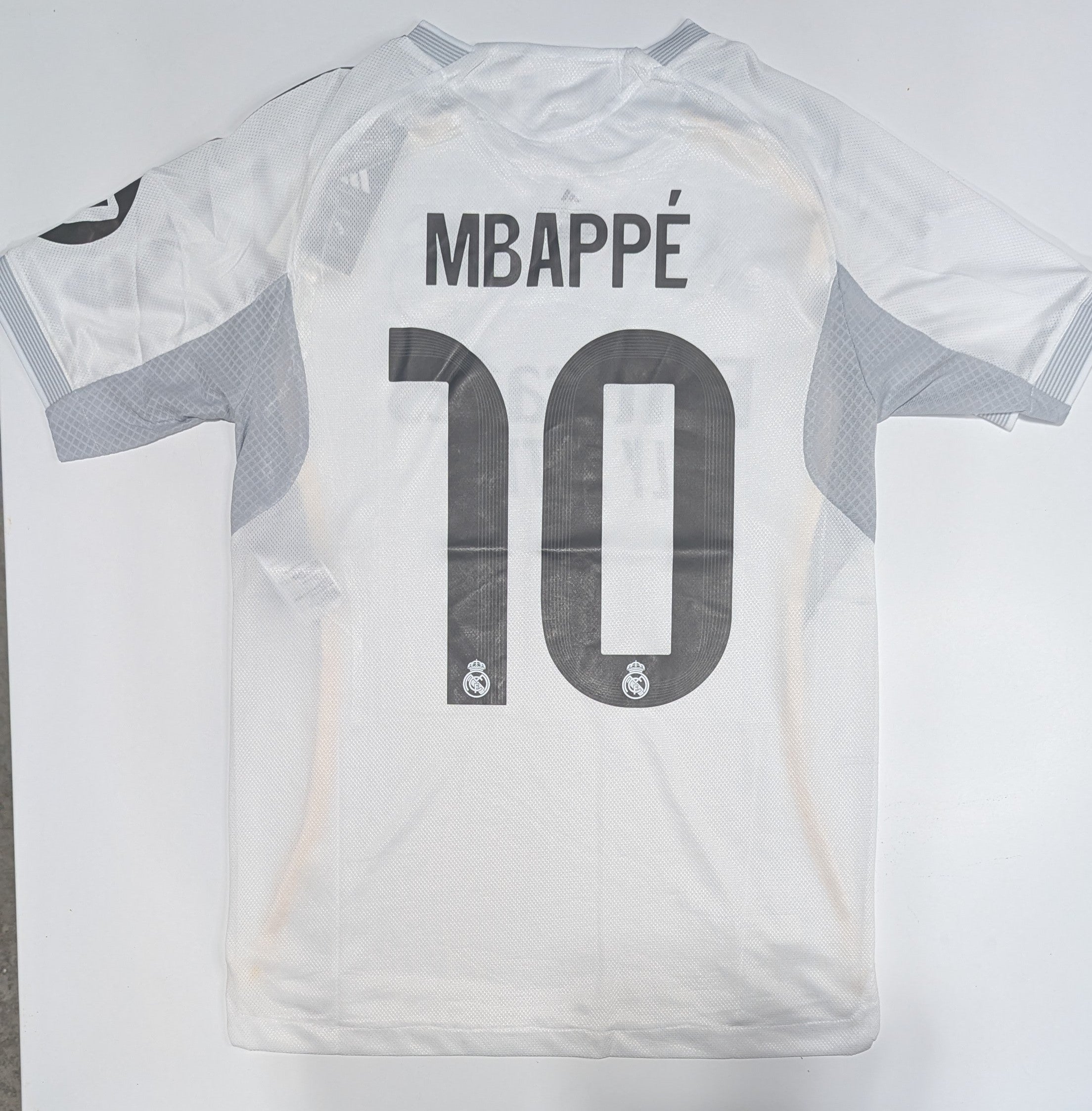 Real Madrid 25/26 Jersey